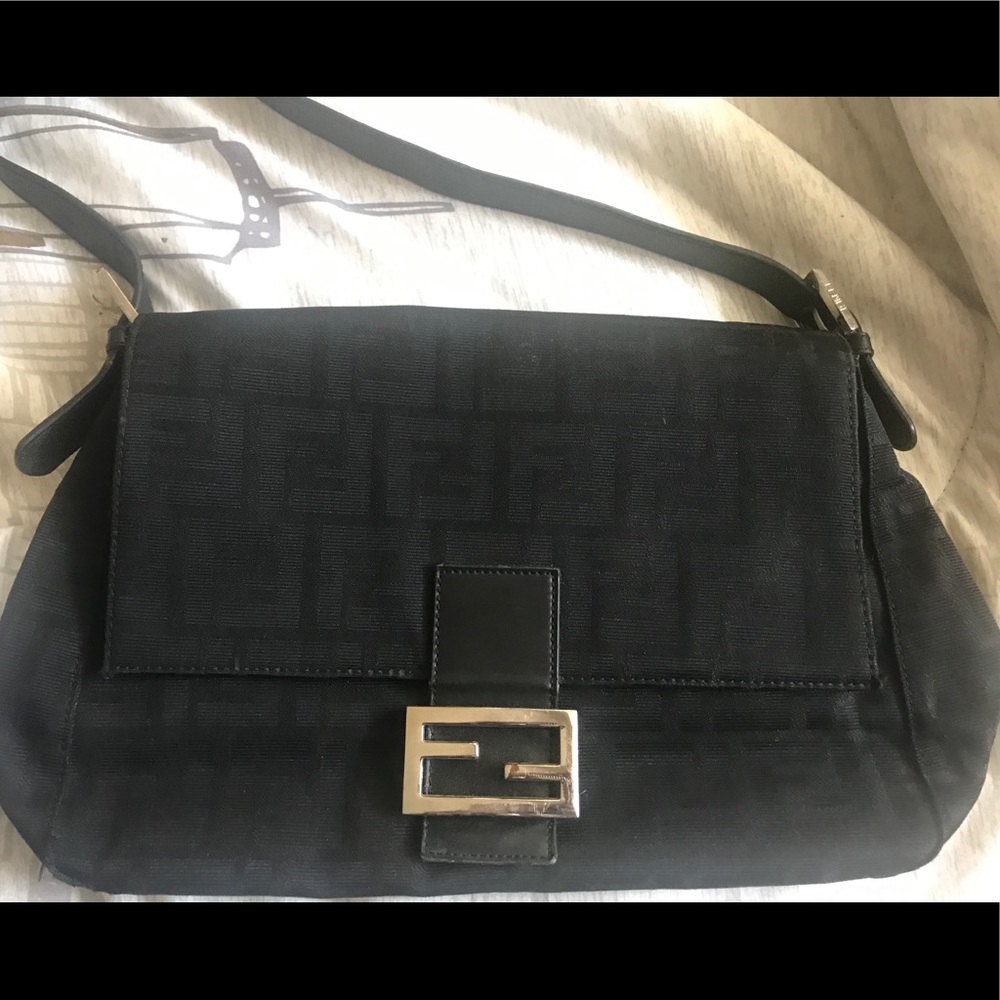 Classic Canvas Black Fendi Bag